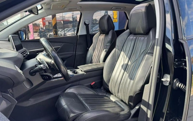 imagem-https://www.socarrao.com.br/sc-vehicle-images-prod/4451871/1793111463839-8607114_9_B_9311a1ae26.jpeg