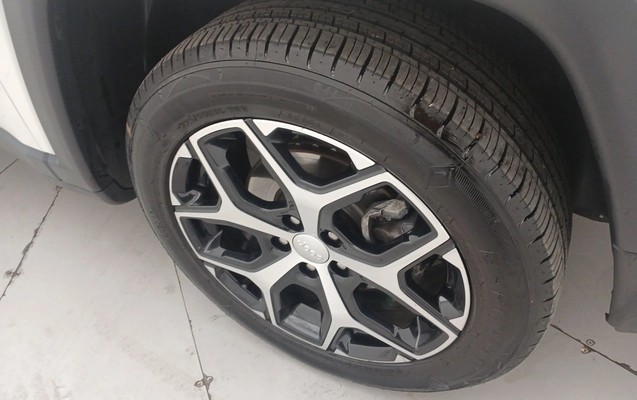 imagem-https://www.socarrao.com.br/sc-vehicle-images-prod/4451907/1793048050945-1_115148.jpg
