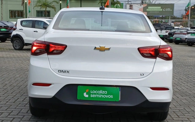 imagem-https://www.socarrao.com.br/sc-vehicle-images-prod/4451948/1793048358064-1_055910.jpg