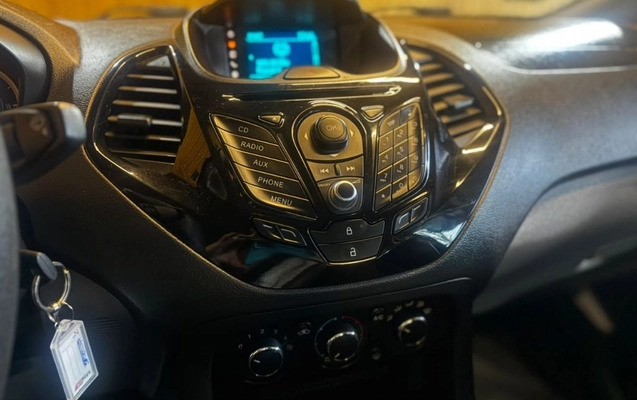 imagem-https://www.socarrao.com.br/sc-vehicle-images-prod/4451978/1793048662008-gb-14da8ef.jpeg