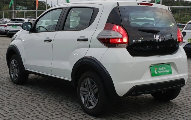 imagem-https://www.socarrao.com.br/sc-vehicle-images-prod/4452073/1793049225216-2_061339.jpg