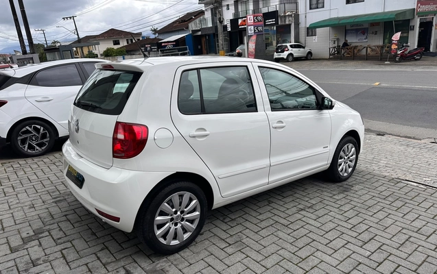 imagem-https://www.socarrao.com.br/sc-vehicle-images-prod/4452096/1793049483154-80c3ffe0-e304-4b38-b44b-2a0939b24a2e.jpeg