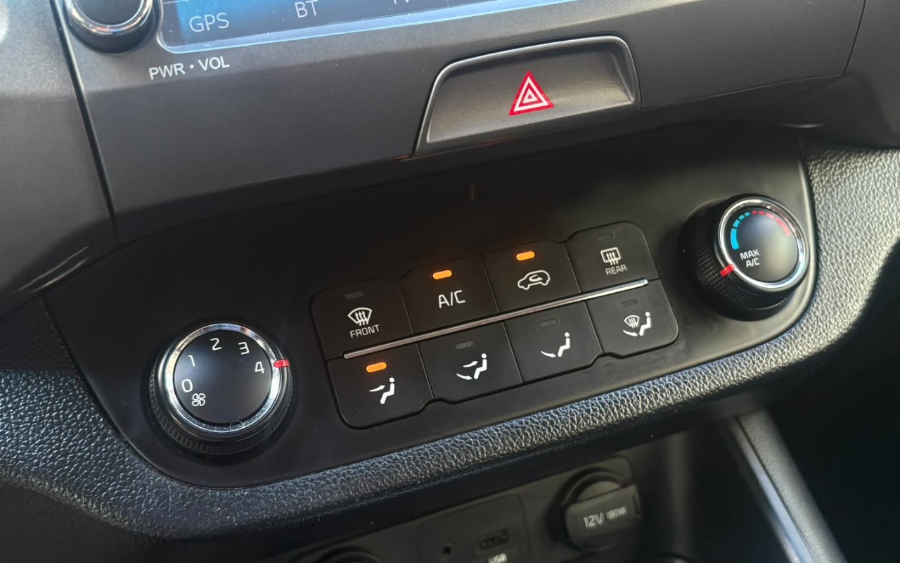 imagem-https://www.socarrao.com.br/sc-vehicle-images-prod/4452158/1793050001220-V2hhdHNBcHAgSW1hZ2UgMjAyNi0xMC0yNiBhdCAxNy4wMi4yMi5qcGVn.jpeg