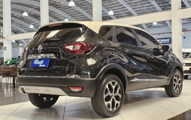 imagem-https://www.socarrao.com.br/sc-vehicle-images-prod/4452175/1793050167719-1_060757.jpg
