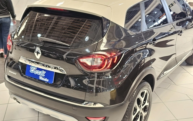 imagem-https://www.socarrao.com.br/sc-vehicle-images-prod/4452175/1793050167720-1_060759.jpg