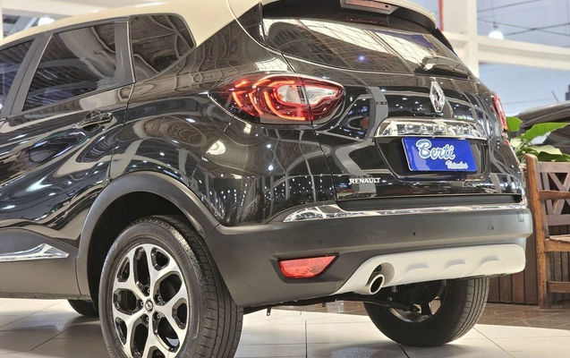 imagem-https://www.socarrao.com.br/sc-vehicle-images-prod/4452175/1793050167726-1_060806.jpg