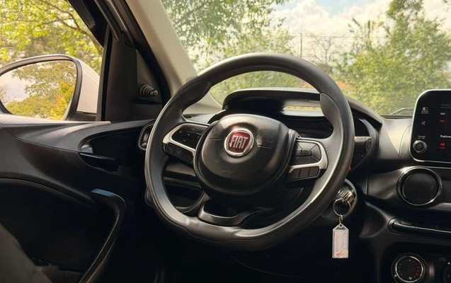 imagem-https://www.socarrao.com.br/sc-vehicle-images-prod/4452177/1793050180447-8445874_5_B_911200a5a1.jpeg