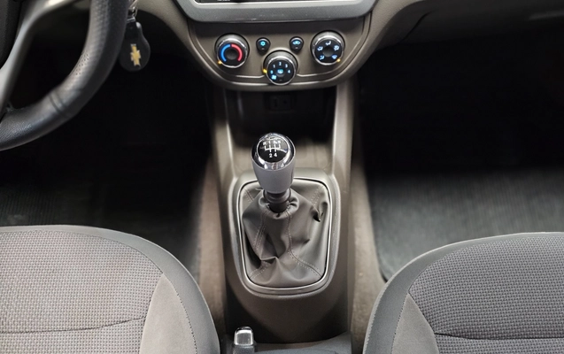 imagem-https://www.socarrao.com.br/sc-vehicle-images-prod/4452309/1793050846460-1_055513.jpg