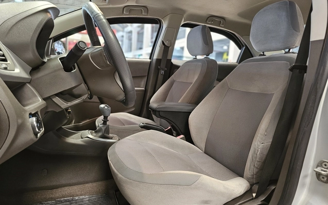 imagem-https://www.socarrao.com.br/sc-vehicle-images-prod/4452309/1793050846462-1_055516.jpg