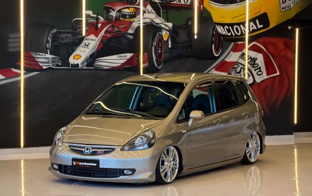 imagem-https://www.socarrao.com.br/sc-vehicle-images-prod/4452323/1793050965659-1ac62923-b772-4f74-a4fb-a5acd54b984b.jpg