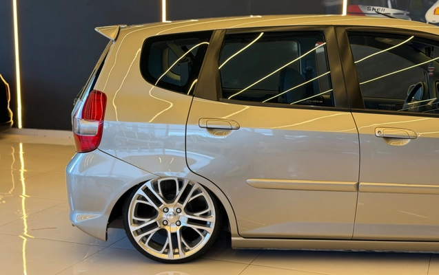 imagem-https://www.socarrao.com.br/sc-vehicle-images-prod/4452323/1793050965671-0c90f45c-13f7-44bc-a60a-9afcc8f84422.jpg