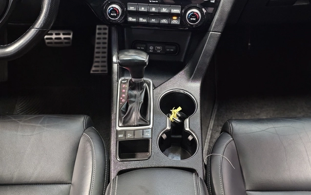 imagem-https://www.socarrao.com.br/sc-vehicle-images-prod/4452343/1793051177005-1_060515.jpg