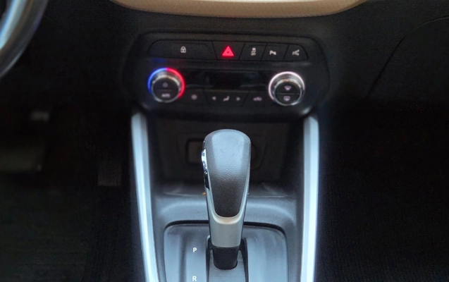 imagem-https://www.socarrao.com.br/sc-vehicle-images-prod/4452392/1793051638714-gb-3166779.jpg