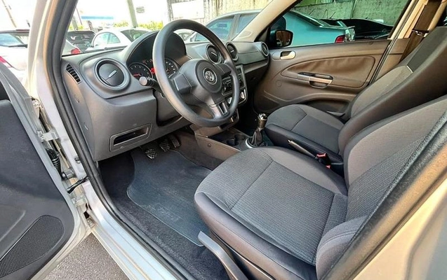 imagem-https://www.socarrao.com.br/sc-vehicle-images-prod/4452449/1793051788899-8608640_13_B_f658f3ba35.jpeg