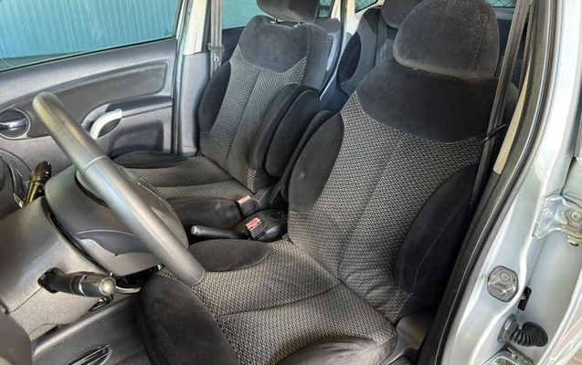 imagem-https://www.socarrao.com.br/sc-vehicle-images-prod/4452658/1793052082247-8504039_8_B_10ec88ec7e.jpeg