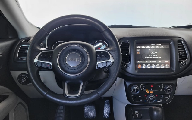 imagem-https://www.socarrao.com.br/sc-vehicle-images-prod/4452669/1793052160516-003_589f77a37b7bf2bb06b9f46b407de369.jpg