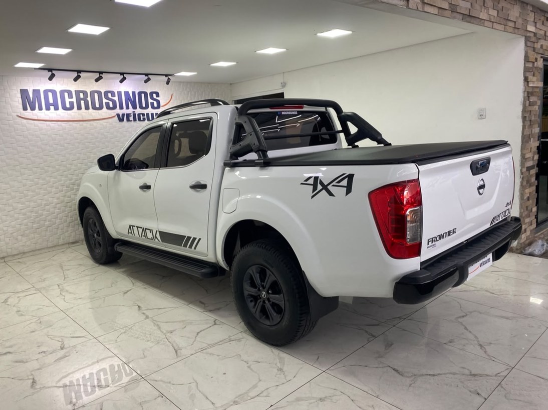 imagem-https://www.socarrao.com.br/sc-vehicle-images-prod/4452745/1793052423377-Zm90by0wMy5qcGc.jpg