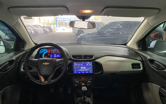 imagem-https://www.socarrao.com.br/sc-vehicle-images-prod/4452755/1793052472939-Zm90by0wNi5qcGc.jpg