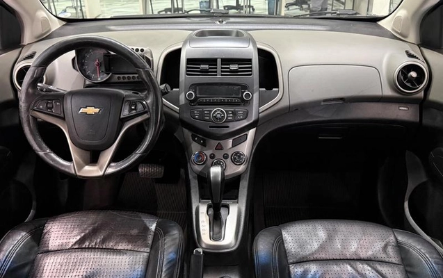 imagem-https://www.socarrao.com.br/sc-vehicle-images-prod/4453080/1793054795547-8608628_16_B_eb089516a8.jpeg