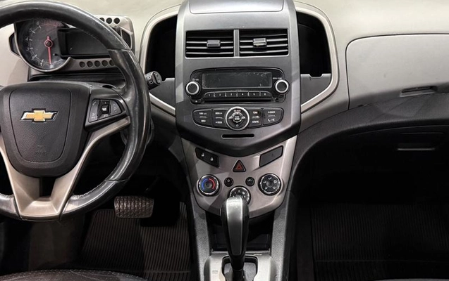 imagem-https://www.socarrao.com.br/sc-vehicle-images-prod/4453080/1793054795549-8608628_14_B_79a4639d60.jpeg