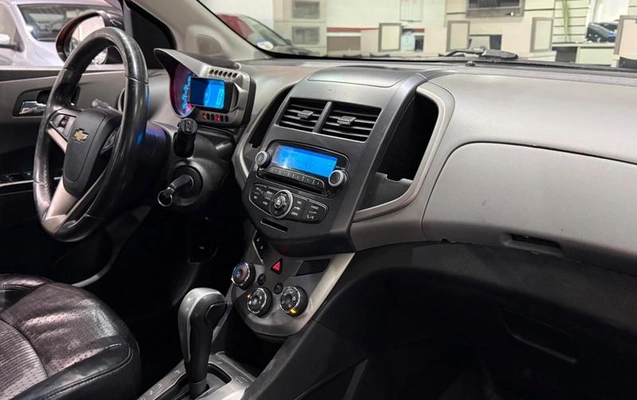 imagem-https://www.socarrao.com.br/sc-vehicle-images-prod/4453080/1793054795556-8608628_14_B_2bad2cf8d0.jpeg