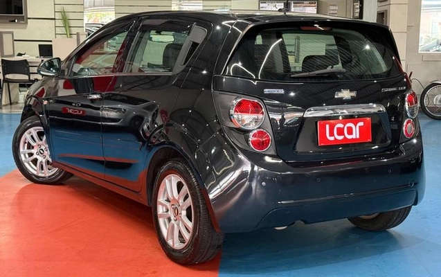 imagem-https://www.socarrao.com.br/sc-vehicle-images-prod/4453080/1793054795564-8608628_11_B_29247741d3.jpeg