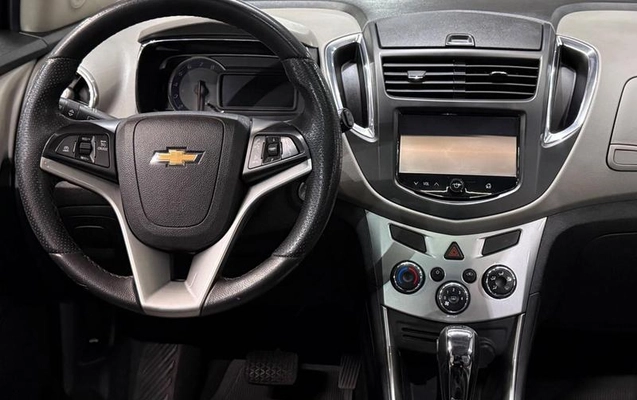 imagem-https://www.socarrao.com.br/sc-vehicle-images-prod/4453091/1793054927256-8604430_14_B_6b117e79b7.jpeg