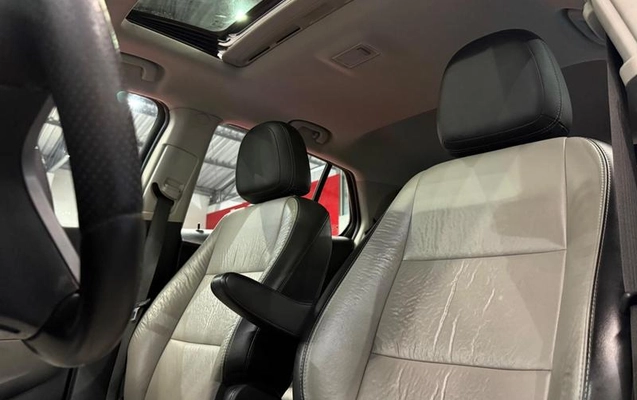 imagem-https://www.socarrao.com.br/sc-vehicle-images-prod/4453091/1793054927267-8604430_8_B_237fc6be79.jpeg