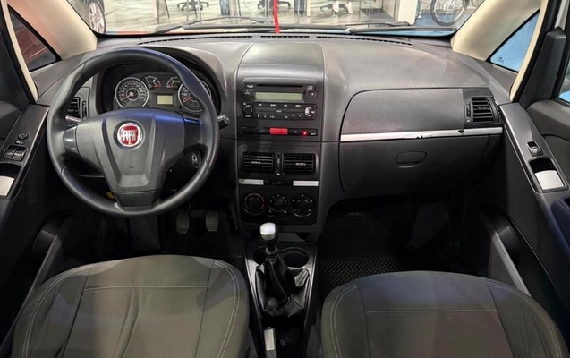 imagem-https://www.socarrao.com.br/sc-vehicle-images-prod/4453097/1793055056566-8608539_12_B_4f3e02509f.jpeg
