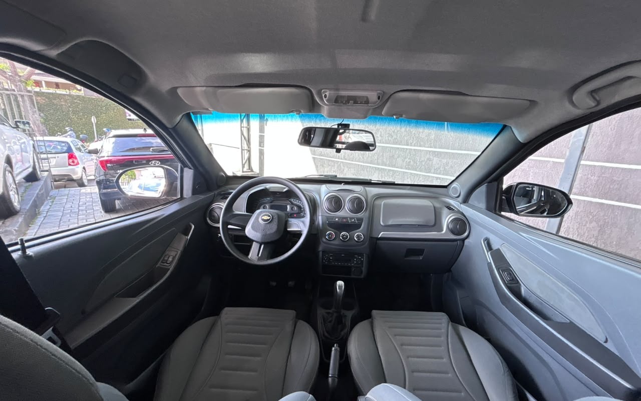 imagem-https://www.socarrao.com.br/sc-vehicle-images-prod/4453255/1793056546991-V2hhdHNBcHAgSW1hZ2UgMjAyNi0xMC0yNiBhdCAxNS41NS40NS5qcGVn.jpeg