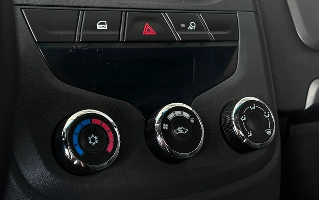 imagem-https://www.socarrao.com.br/sc-vehicle-images-prod/4453255/1793056547123-V2hhdHNBcHAgSW1hZ2UgMjAyNi0xMC0yNiBhdCAxNS41NS40Ny5qcGVn.jpeg