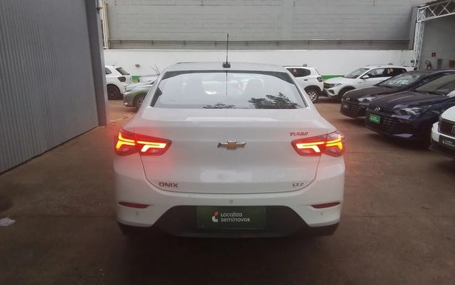 imagem-https://www.socarrao.com.br/sc-vehicle-images-prod/4453647/1793060021453-1_030652.jpg
