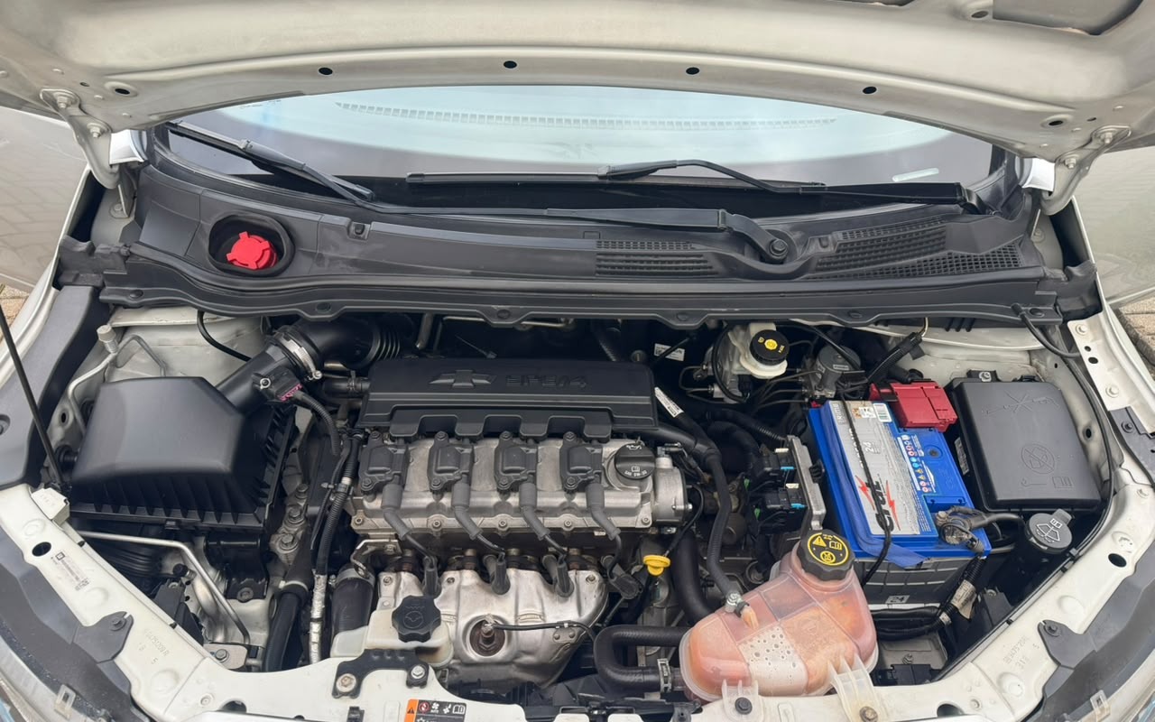 imagem-https://www.socarrao.com.br/sc-vehicle-images-prod/4453950/1793063132219-V2hhdHNBcHAgSW1hZ2UgMjAyNi0xMC0yNiBhdCAxOC4wNi4yNyAoMykuanBlZw.jpeg