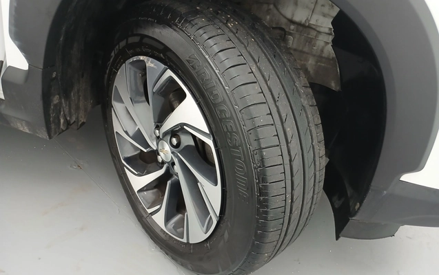 imagem-https://www.socarrao.com.br/sc-vehicle-images-prod/4454276/1793066622261-1_092835.jpg