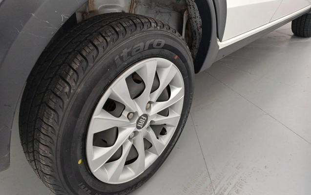 imagem-https://www.socarrao.com.br/sc-vehicle-images-prod/4454817/1793072823552-1_064843.jpg