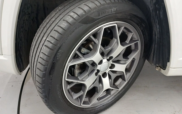 imagem-https://www.socarrao.com.br/sc-vehicle-images-prod/4454822/1793072826401-2_052801.jpg