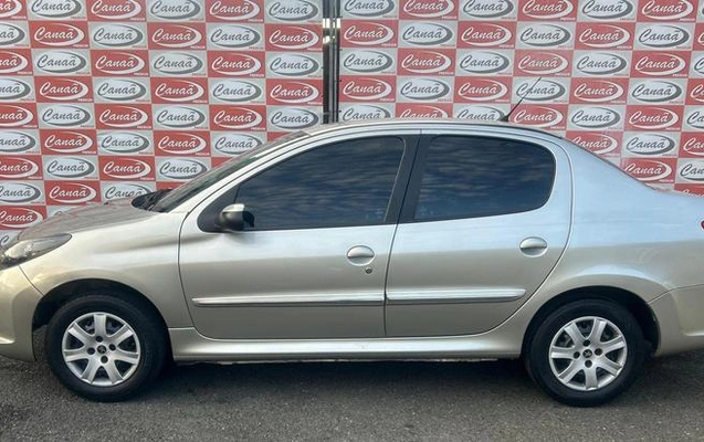 imagem-https://www.socarrao.com.br/sc-vehicle-images-prod/44552/1789166764819-7246840_8_B_d17862a70b.jpeg
