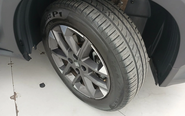 imagem-https://www.socarrao.com.br/sc-vehicle-images-prod/4455334/1793074356055-1_104240.jpg