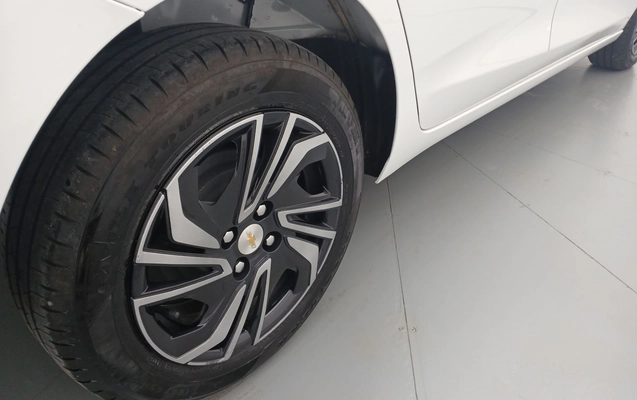 imagem-https://www.socarrao.com.br/sc-vehicle-images-prod/4455584/1793074916494-2_021553.jpg