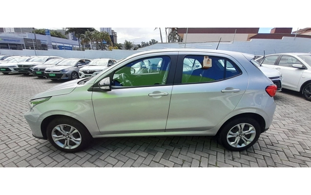 imagem-https://www.socarrao.com.br/sc-vehicle-images-prod/4455995/1793075895355-1_023319.jpg