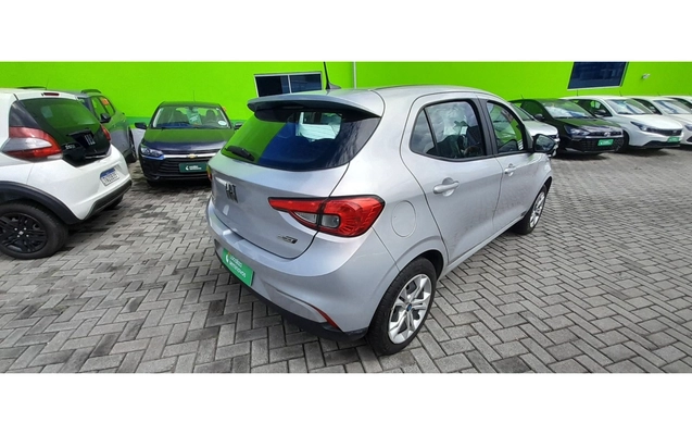 imagem-https://www.socarrao.com.br/sc-vehicle-images-prod/4455995/1793075895360-2_023320.jpg