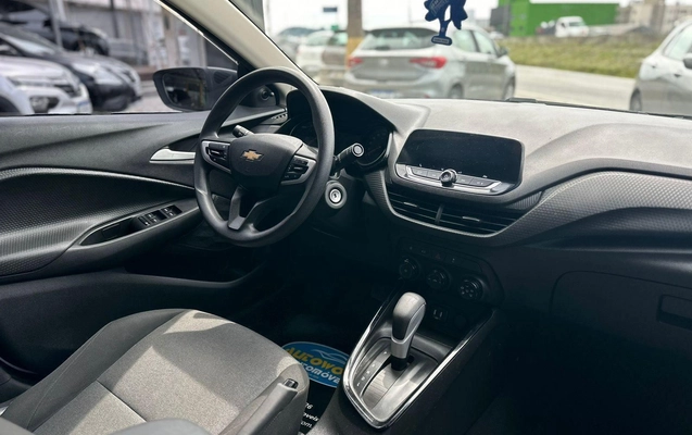 imagem-https://www.socarrao.com.br/sc-vehicle-images-prod/4457358/1793101956267-da360344afec4d3dbdc8daebf4ecbe18_1793101948248.jpg