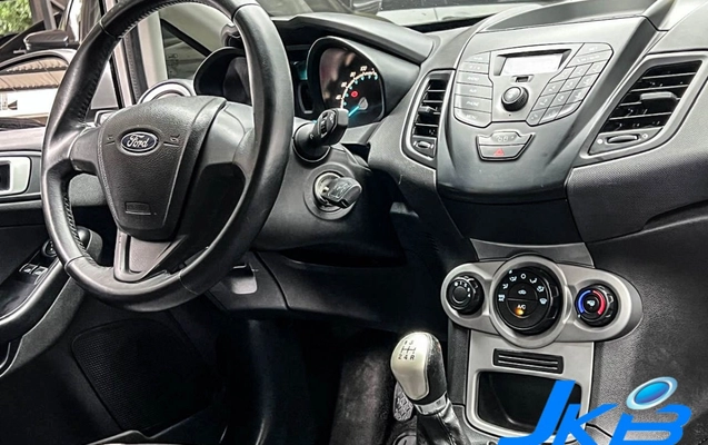 imagem-https://www.socarrao.com.br/sc-vehicle-images-prod/4457490/1793103138559-Kad3Dh1FJzYtlQkvY67ogIjyIiXvHzgo.jpg