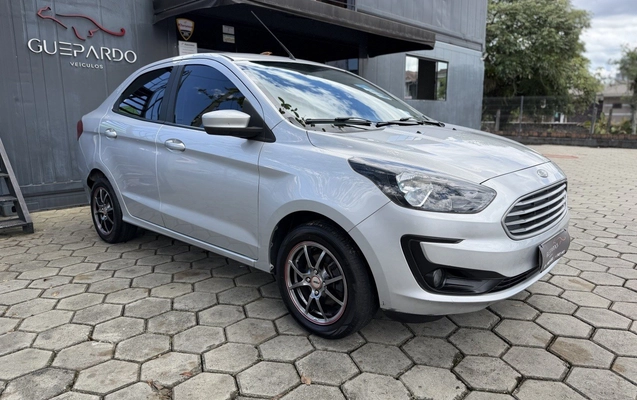 imagem-https://www.socarrao.com.br/sc-vehicle-images-prod/4457671/1793103744849-1_015650.jpg