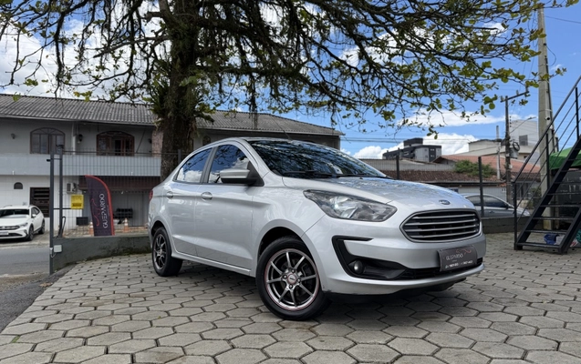 imagem-https://www.socarrao.com.br/sc-vehicle-images-prod/4457671/1793103744885-1_015824.jpg