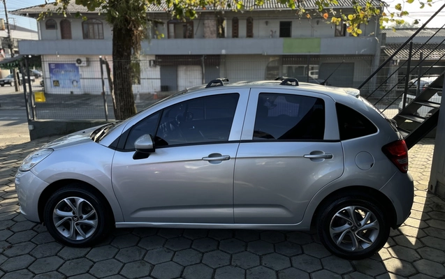 imagem-https://www.socarrao.com.br/sc-vehicle-images-prod/4457734/1793104091921-1_101106.jpg