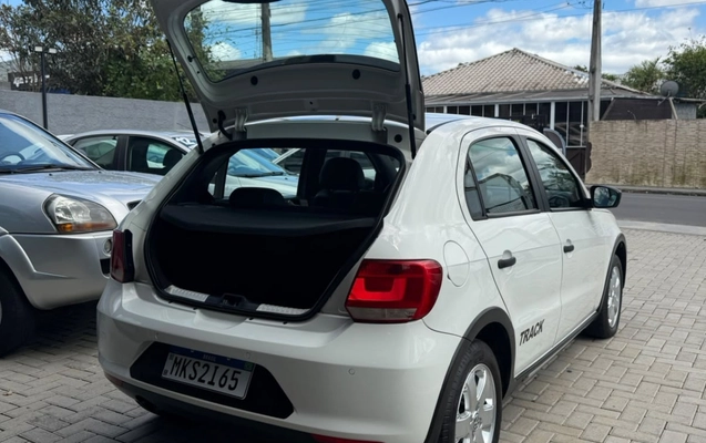 imagem-https://www.socarrao.com.br/sc-vehicle-images-prod/4457954/1793105855867-V2hhdHNBcHAgSW1hZ2UgMjAyNi0xMC0yNiBhdCAxMC4wNC4zMy5qcGVn.jpeg