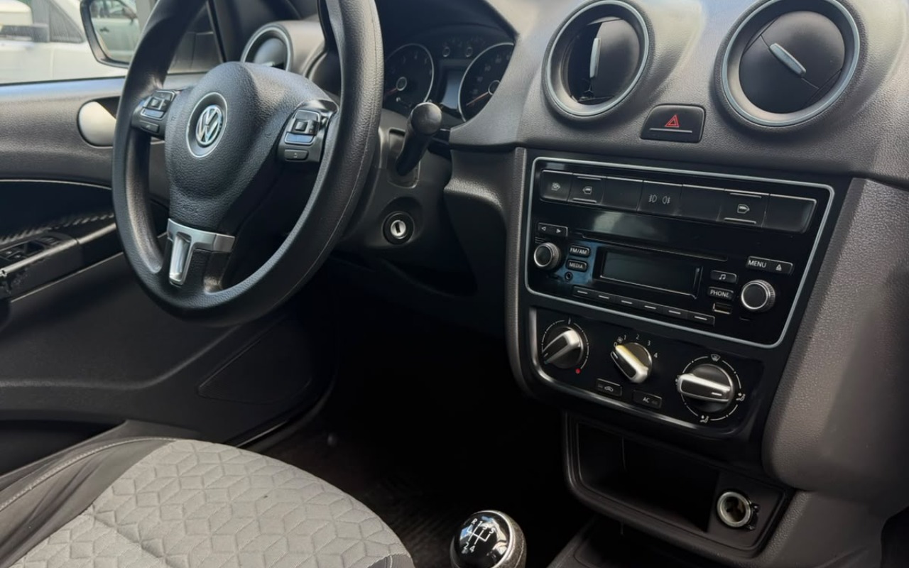 imagem-https://www.socarrao.com.br/sc-vehicle-images-prod/4457954/1793105856856-V2hhdHNBcHAgSW1hZ2UgMjAyNi0xMC0yNiBhdCAxMC4wNC4zMSAoMSkuanBlZw.jpeg