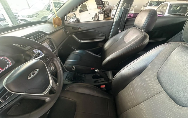imagem-https://www.socarrao.com.br/sc-vehicle-images-prod/4458037/1793106257276-7896b2af0904496484986ba15fa5f598_1792524695371.jpg