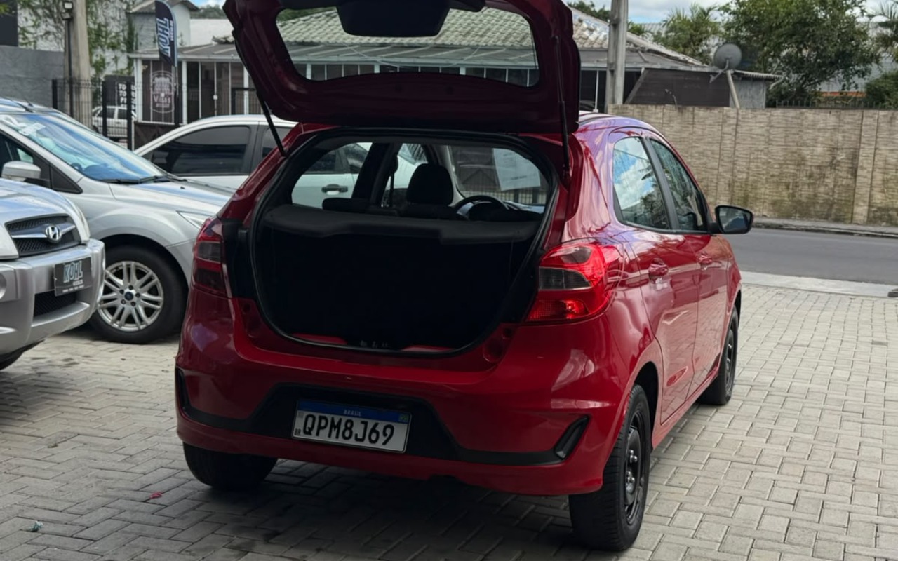 imagem-https://www.socarrao.com.br/sc-vehicle-images-prod/4458050/1793106384031-V2hhdHNBcHAgSW1hZ2UgMjAyNi0xMC0yNiBhdCAwOS40Ni4wMCAoMSkuanBlZw.jpeg